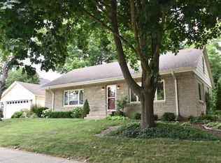 1218 Broad St, Grafton, WI 53024