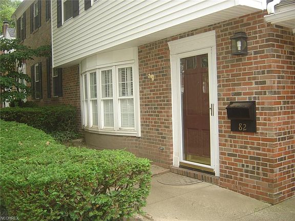 3rd image of 82 Yardley Ln