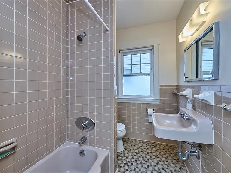 24 Merrill Ave #1 — Photo 6