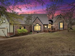 701 E Yuma Dr, Broken Arrow, OK 74011