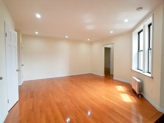 Rented by Sovereign Associates | media 26