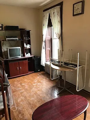 Rented by Fifth & Forever LLC | media 8