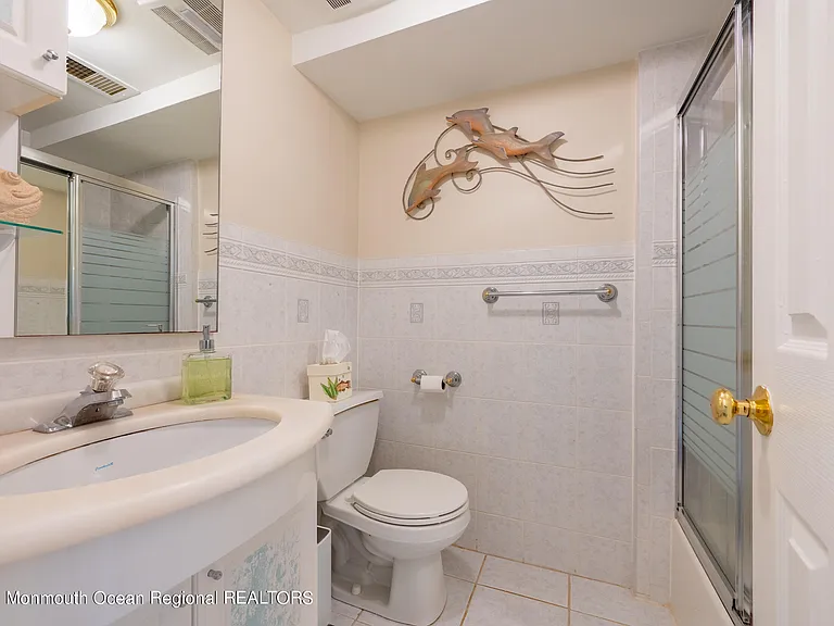 1713 Boulevard #7 — Photo 9