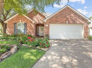 900 Medinah Dr, Fairview, TX 75069