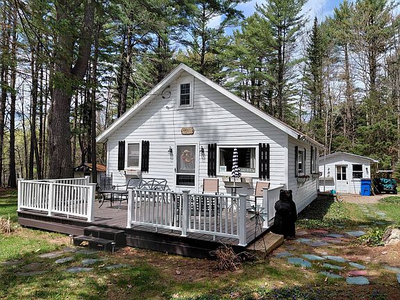 3rd image of 110 Scott Rd