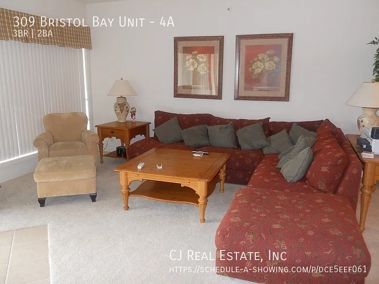 3 bed, 1600 sqft, $2,500 — Photo 4