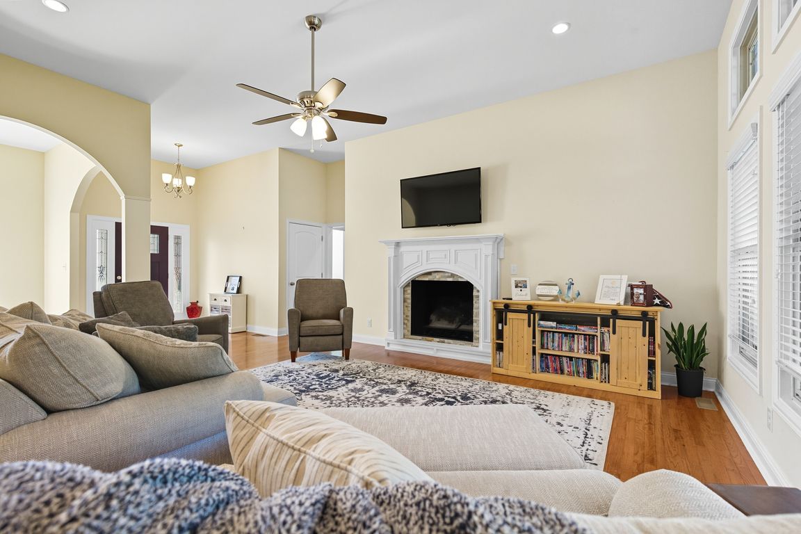 next background image