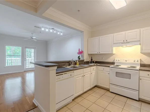 1212 Westchester Rdg NE, Atlanta, GA 30329