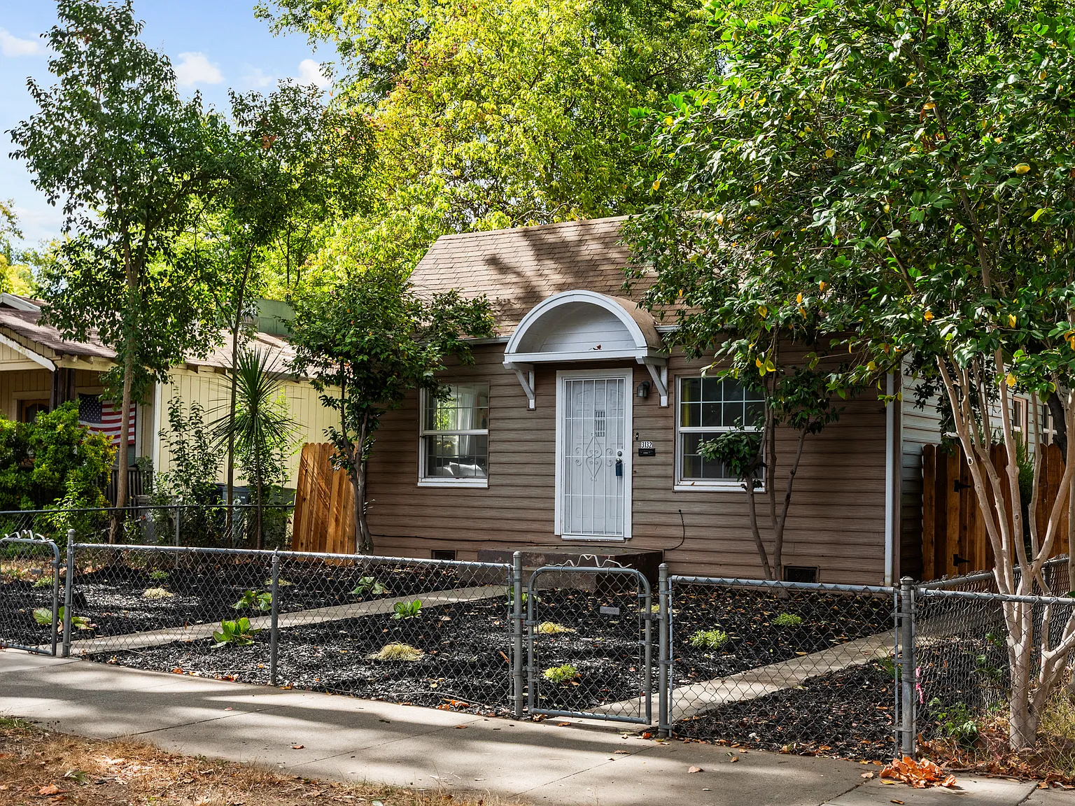 3 bed, 1126 sqft, $2,500 — Photo 1