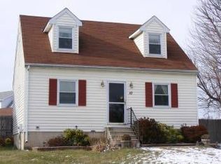 10 Van Buren Cir, Newark, DE 19702