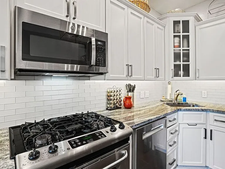 1712 1st St NW #A — Photo 13