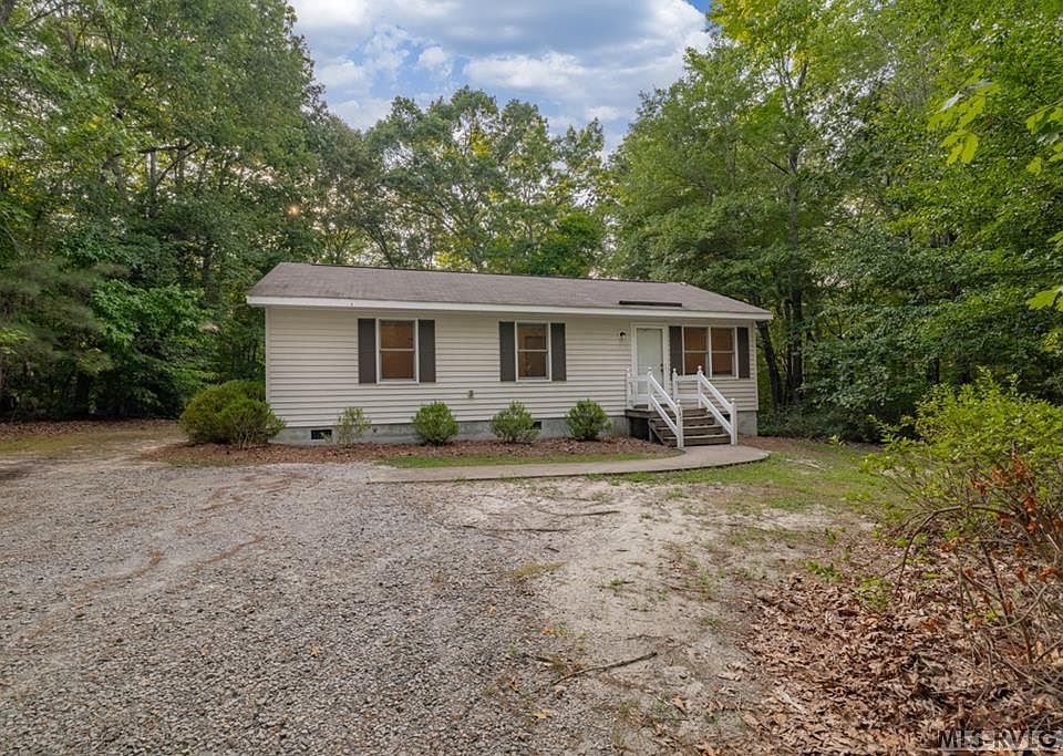 1st image of 140 Roanoke Trl