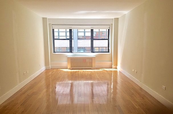 1st image of 141 E 33rd St APT 4D