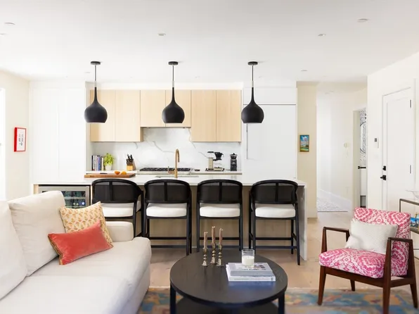 322 Bunker Hill St APT 2, Boston, MA 02129