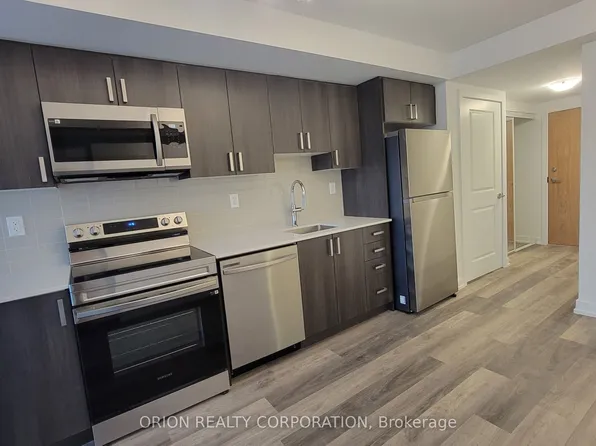 1435 Celebration Dr #1512, Pickering, ON L1W 0C3