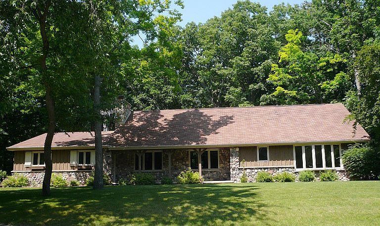 1st image of 2517 Sheridan Dr