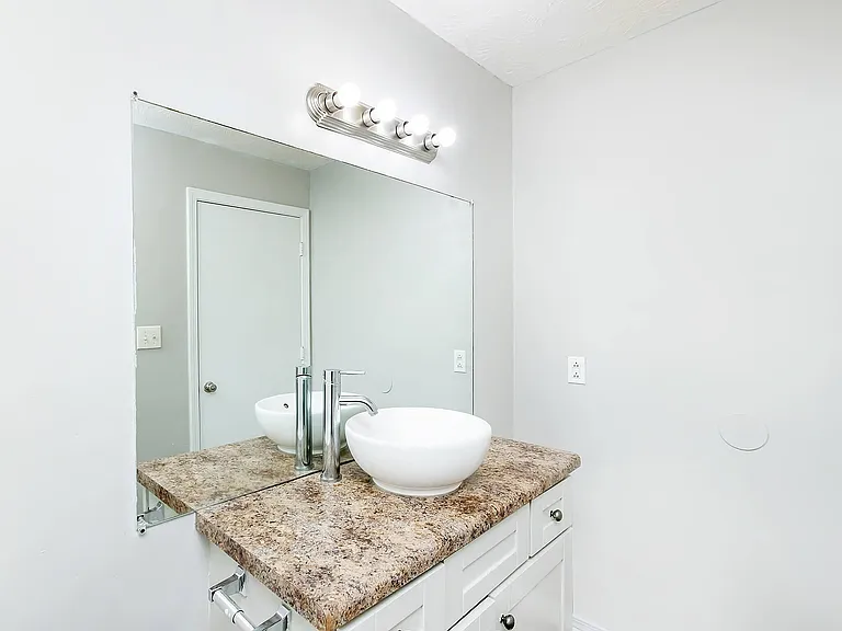 Reserve at Stockbridge — Photo 9
