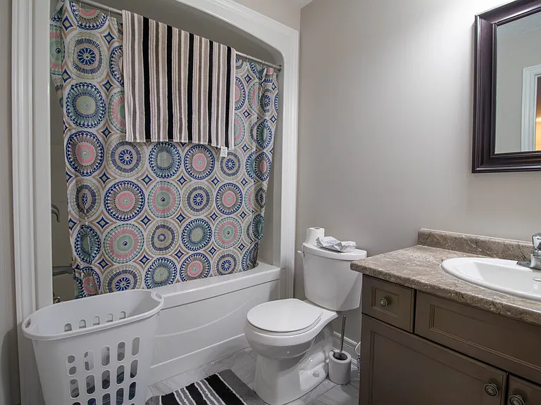 23 Manhattan Ct — Photo 14