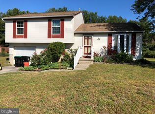 8 Drexel Ct, Sicklerville, NJ 08081