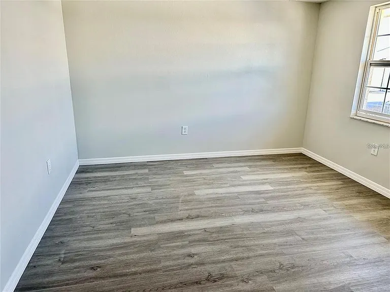 4930 Getner St #0 — Photo 9