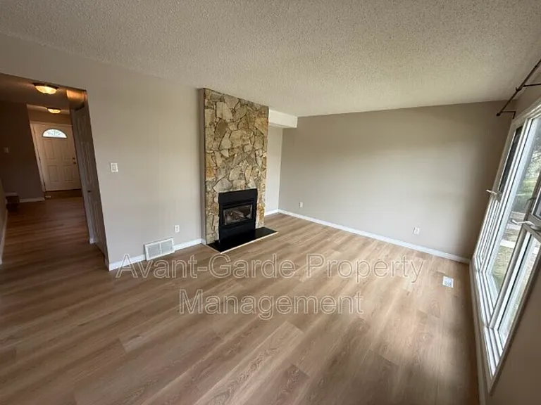 3213 142nd Ave NW — Photo 2