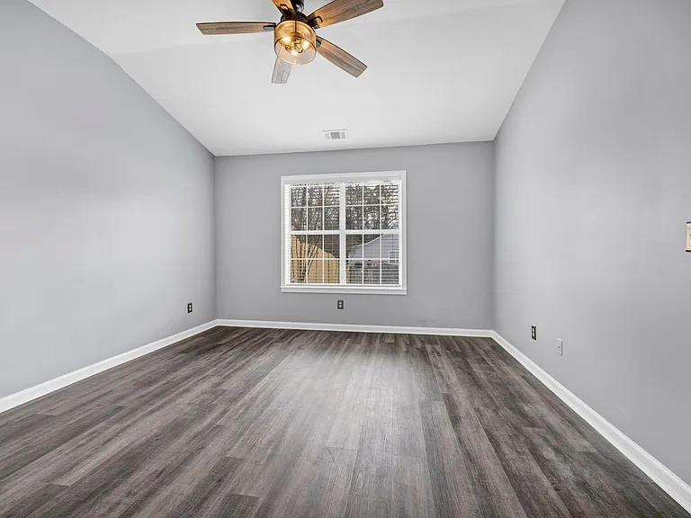 120 W Horn Ct — Photo 19
