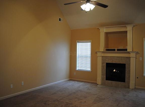 3rd image of 125 Mossy Springs Dr