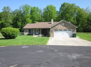 2119 War Mac Dr, Cloverdale, IN 46120