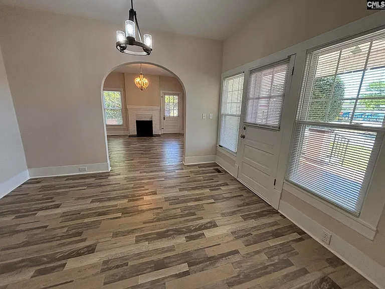 161 Columbia Ave — Photo 3