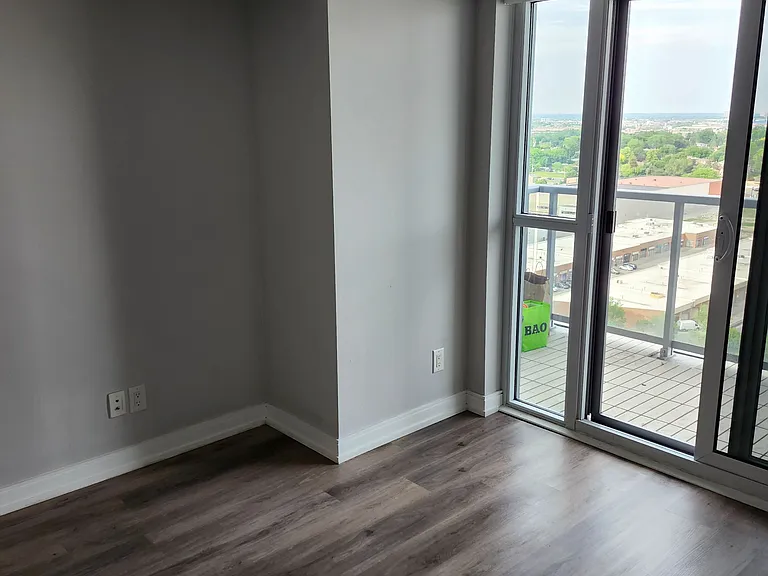 151 Village Green Sq #1910 — Photo 10