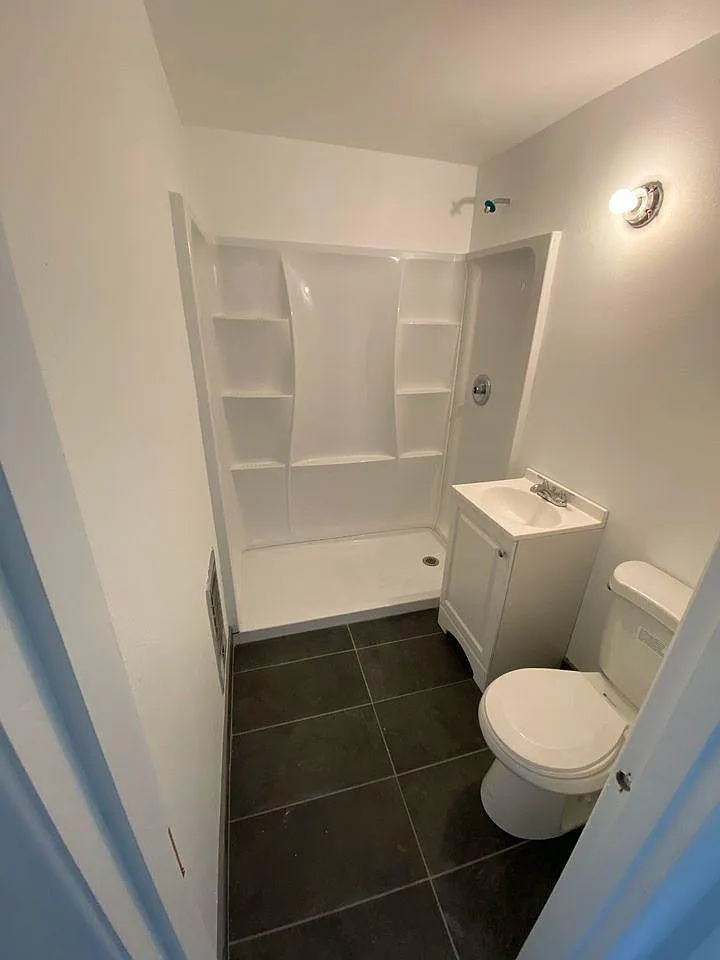 201 S James St — Photo 1