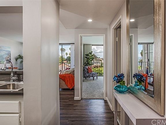 5th image of 2601 E Ocean Blvd Unit 403