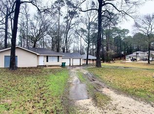 707 Smokey River Bnd, Montgomery, TX 77316