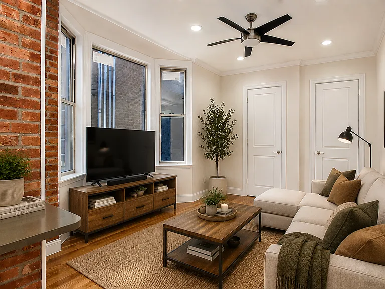 356 W 21st St #4 — Photo 1