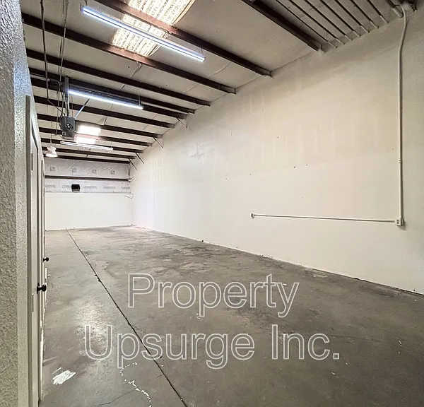 6200 Stainless Way #19 — Photo 2