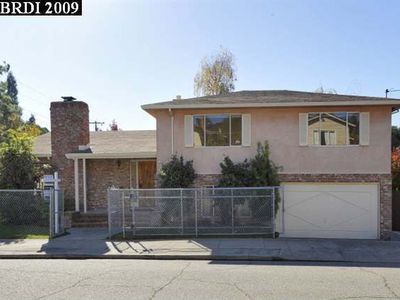 4001 Harding Way, Oakland, CA, 94602