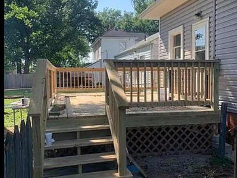 2416 Doniphan Ave — Photo 4