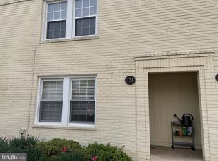 724 N Oakland St, Arlington, VA 22203