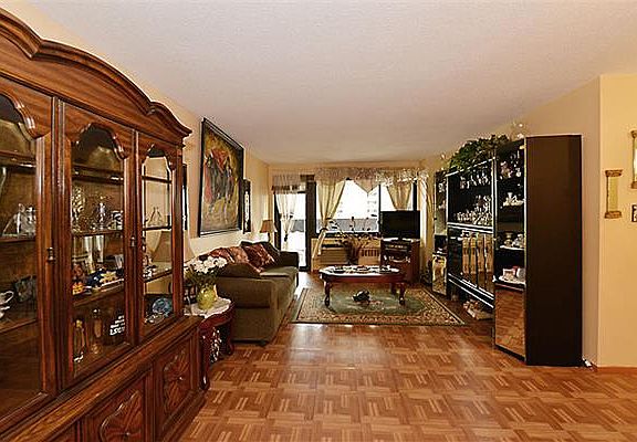 5th image of 77 Fulton St APT 16M