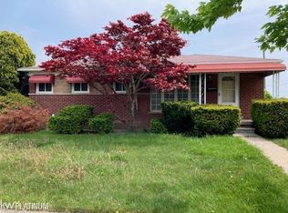 31008 Eveningside, Fraser, MI 48026