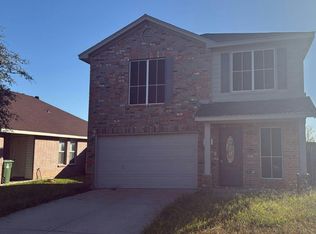 1404 Mandarin Dr, Sanger, TX 76266