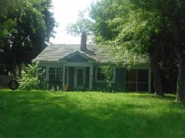 401 E Meadow Heights Ave, Jackson, MI 49203