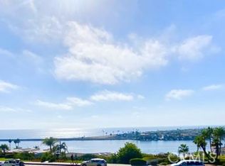 2720 Bayview Dr, Corona Del Mar, CA 92625