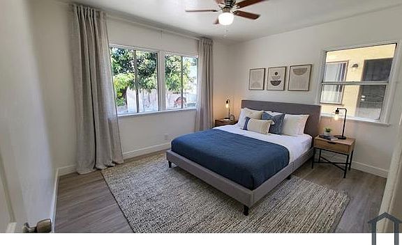 4th image of 1130 W 106th St #1130
