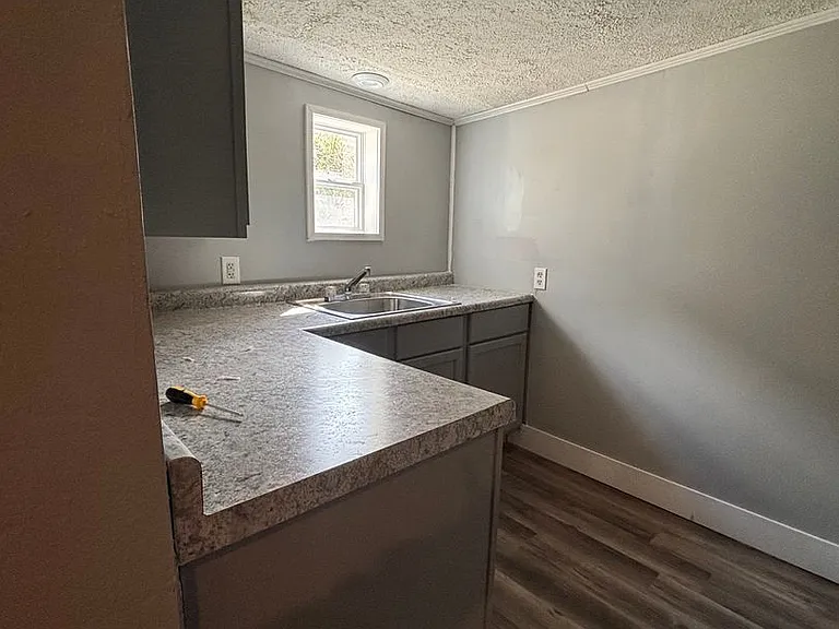 420 Reed St — Photo 8