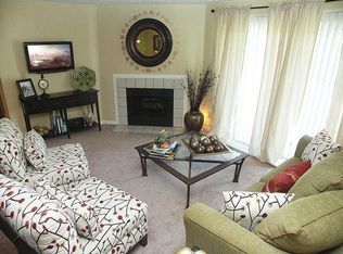 80 Fox Chase Ln APT 10, Southgate, KY 41071