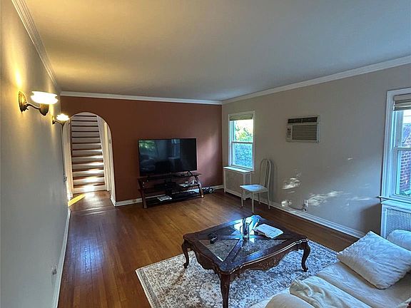 2nd image of 8721 250th Street