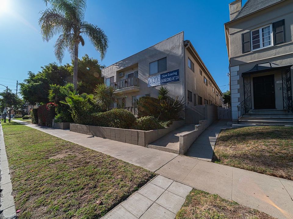 1st image of 1115 Glenville Dr APT 6