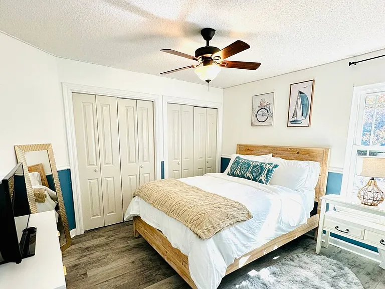 101 Long Pointe Dr — Photo 34