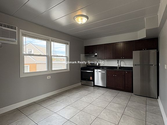 3rd image of 9632 Ivanhoe Ave #4N